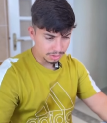 L3018005 Ela fingiu estar grávida do filho do homem parte 2