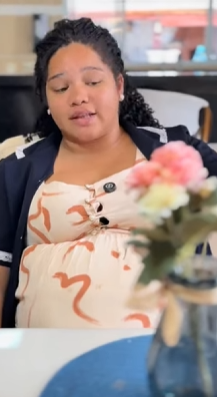 L0103003 Empregada sofre na mao do pai do patrao sua comida part2