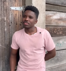 L2701006 Sua esposa preparava sopa para ele na hora do almo part2