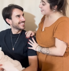 L3115001 Ela Foi fazer uma visita no trabalho do esposo part2