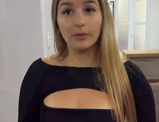 L2626001 Menina malcriada tratou mal sua vó pai lhe part2