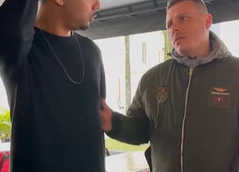 L2704007 Ele rejeita moça por estar em uma cadeira de rod parte 2