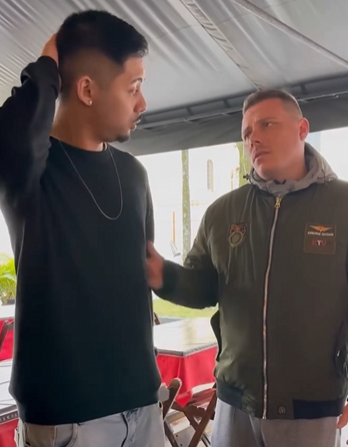 L2704007 Ele rejeita moça por estar em uma cadeira de rod parte 2