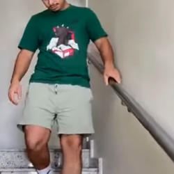 L2703001 Empregada não aguenta ver idosa comer coisas est part2