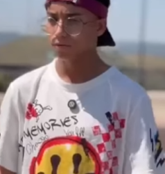 L2703004 ELA ROUBOU A AMIGA part2