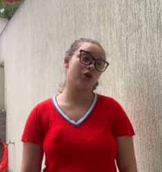 L2801001 Está mulher era muito limpa delicada, sempre que parte 2