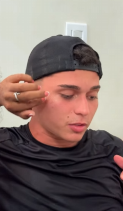 L2807007 Ela julgou tatuagens parte 2