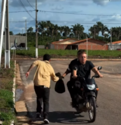 L2807003 Ele tirou dinheiro deles ningue imaginou que parte 2