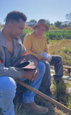 L2909007 Deus ensinou dividir pão tenha compaixão ao pr part2