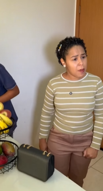 L2909003 Patrão flagra filho de empregado chorando de fome part2