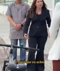 L2912005 Ela não sabia que era prêmio fez isso, será part2