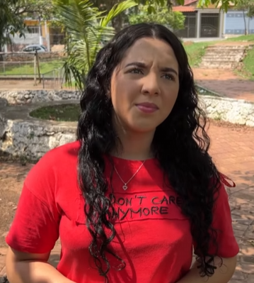 L3004004 Eles se apaixonaram enquanto fingiam namorar outra part2