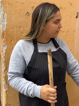 L3004002 única coisa que essa criança queria era um prato parte 2