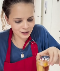 L3015003 HumiIhava sua empregada até descobrir quem ela er parte 2