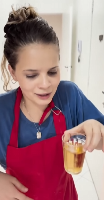 L3015003 HumiIhava sua empregada até descobrir quem ela er parte 2