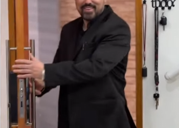 L1826003 Mulher da rua finge ser nova funcionária sem ima part2