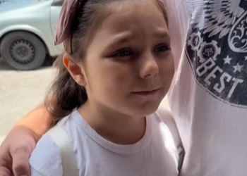 L0404005 Sua vida mudou depois que sua esposa os abandonou parte 2