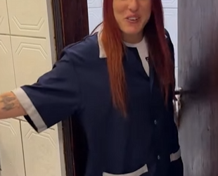 L0404007 Limpando banheiro ela descobriu toda verdade parte 2