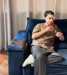 L0415005 Filho Dєsprєzαvα sua própria Mãe mas vida lhe en part2