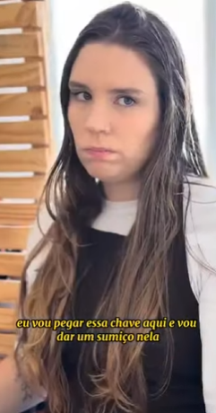 L0412006 Ele não queria que ela cantasse olha que vai part2