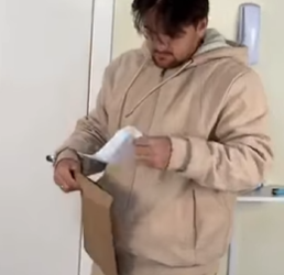 L0512002 PARTE Ela trocou de função com funcionária part2