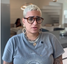 L0824001 Ela chegou sem ser convidada para compartilhar part2