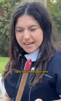 L0612004 Ele pegou bicicleta, sua colega viu contou pra part2