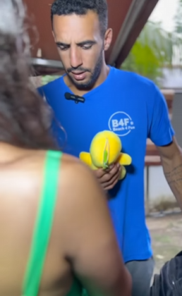 L2105005 Mulher engana Marido com seu próprio irmão dentro part2