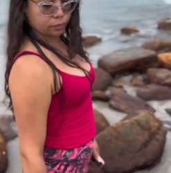 L1805003 Ela ajudou esse garotinho na praia part2