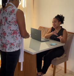 L2109003 Não quis dar premiação de uma empregada humilh part2