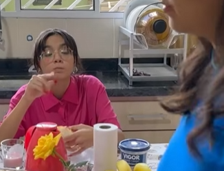 L1001001 Quem come com os olhos sempre acaba deixando com part2