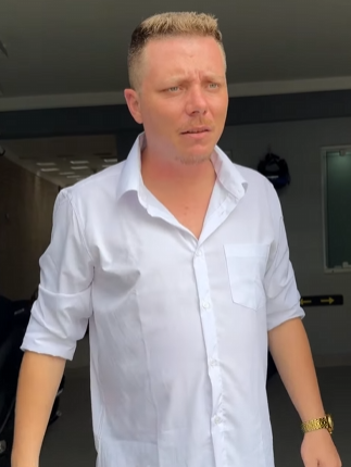 L1804002 Empresário testou lhe deu uma grande recompens part2