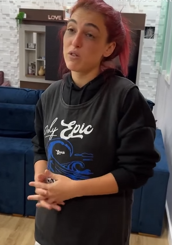 L1704001 Ele deixou sua esposa desleixada sem imaginar que part2