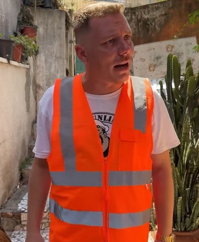 L1804003 Formou se arquiteto desprez0u própria mãe parte 2