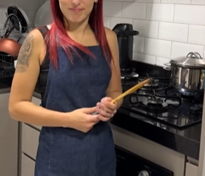 L2104001 Quando dizem Minha mulher não trabalha ela só cui part2