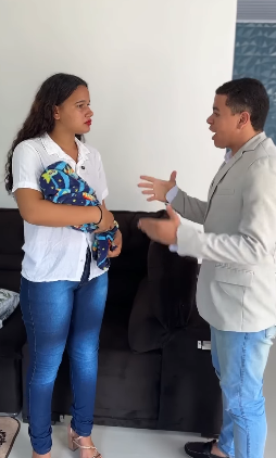 L0220006 Mulher na alimentava seu filho por culpa do mari part2