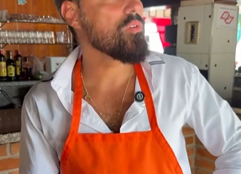 L1104002 Ela fez isso para economizar energia em casa car part2