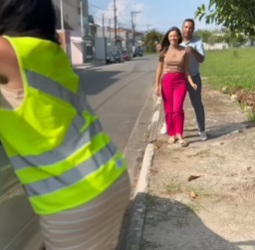 L1105002 Milionário testa namo part2