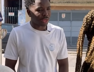 L1201004 Ele chega de viagem para conhecer essa garota es part2