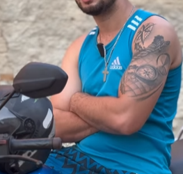 L1315004 Ele humilhou part2