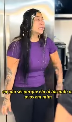 L1212002 Com uma amiga dessas olha que vai acontecer part2