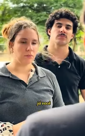 L1212004 Ele decidiu trocar de esposa olha que vai acon part2