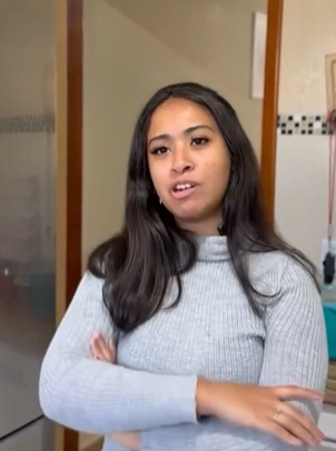 L2401005_Esta mulher não gostava de compartilhar, mas gosta parte 2