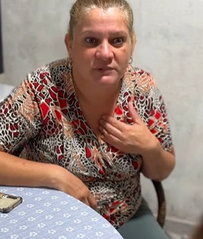 L2426002 Sua sogra não gostava dele porque ele tinha brinco parte 2