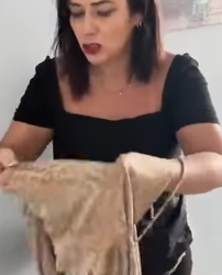 L2815001 Mãe foi visitar parte 2