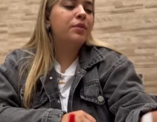 L2226003 Eram amigas apenas por interesse parte 2