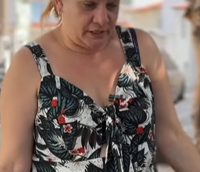 L1526005 Depois que ela conseguiu um bom emprego, ela d3spr part2