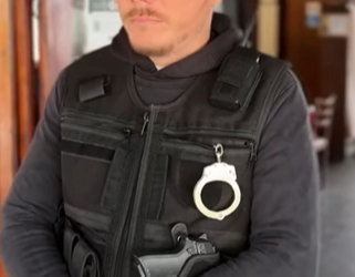 L1526003 Chefe testa honestidade dos seus seguranças parte 2