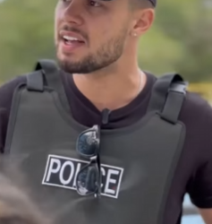 L0215004 Ela protegeu morado parte 2