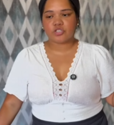 L0618001 O irmão mais velho pratica bullying com a irmã mais nova parte 2